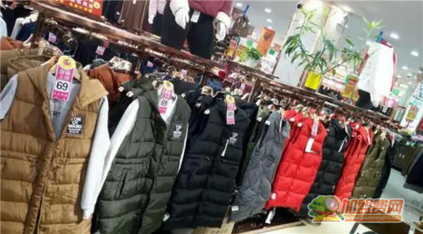 火狐狸服装加盟