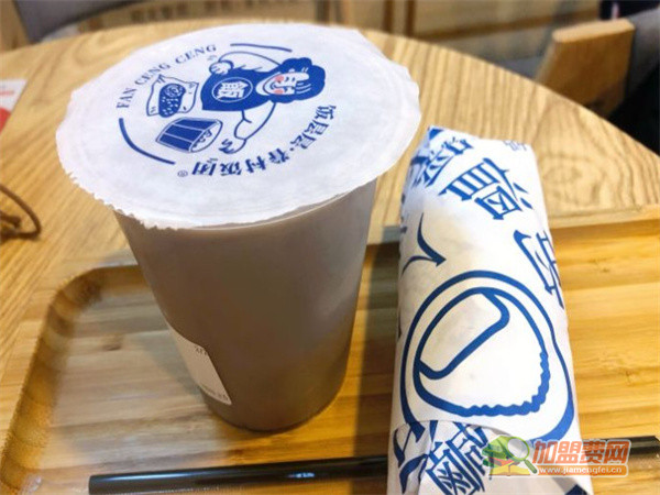 饭层层眷村饭团加盟