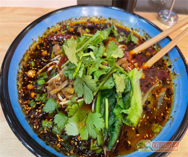 叶伟糊辣壳牛肉面加盟