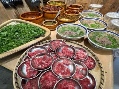 阿秋嫂生烫牛肉米线加盟