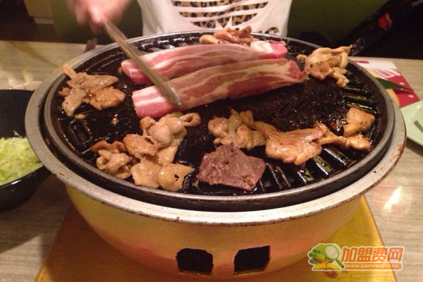 猫抓烤肉