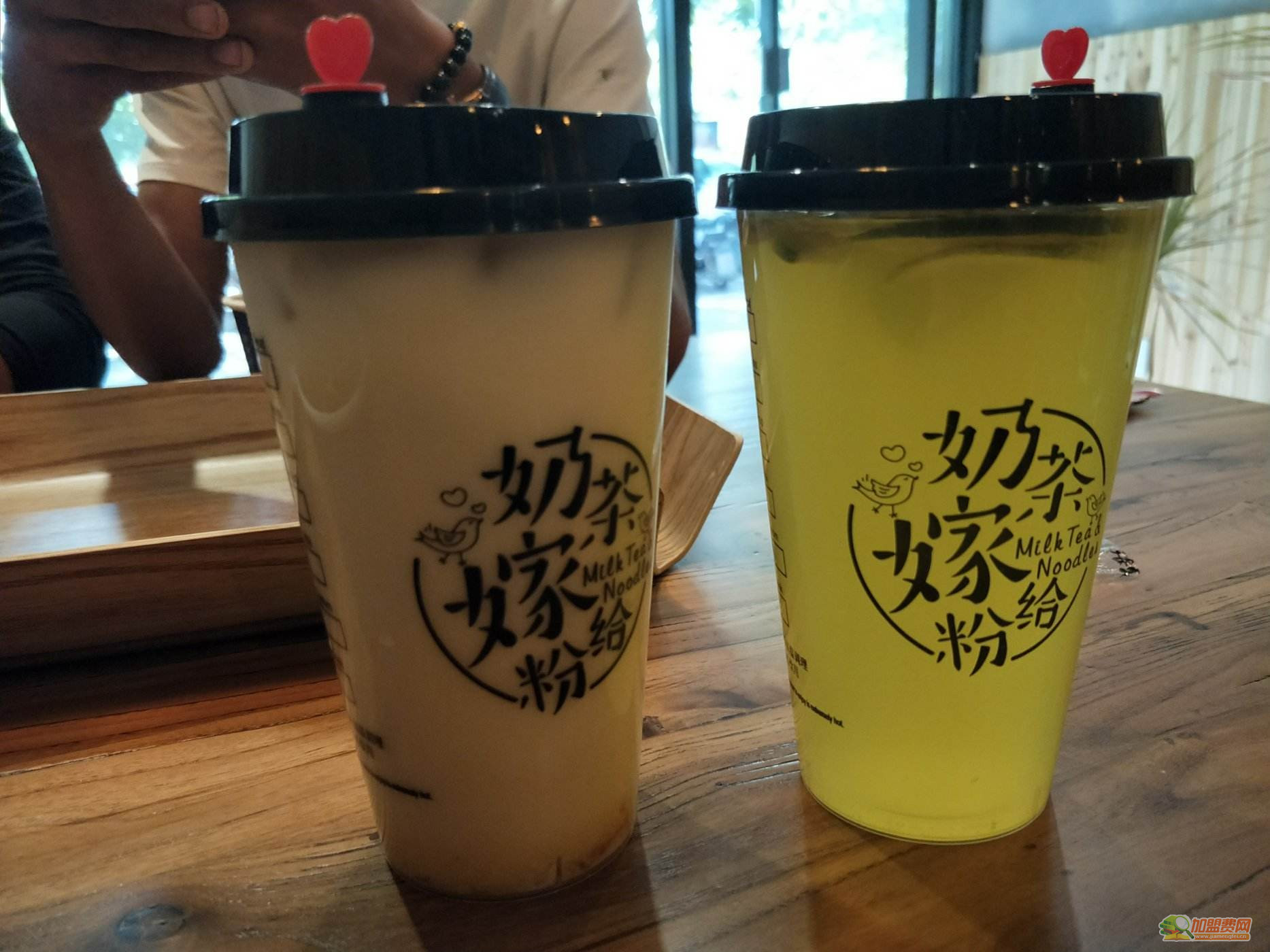 奶茶嫁给粉产品