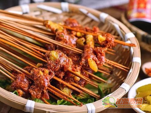  开一家袁记串串香要多少钱