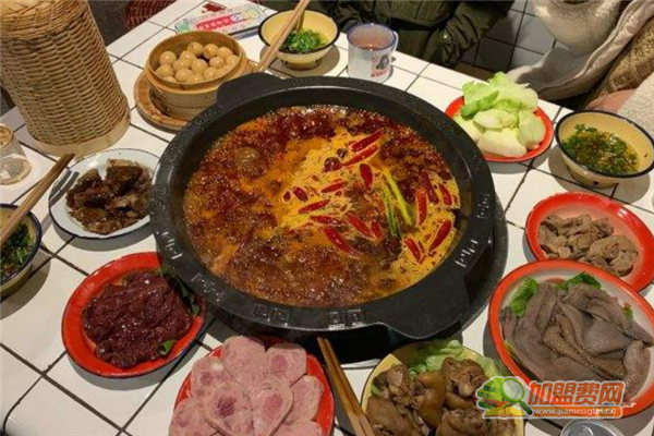 卤校长老火锅加盟
