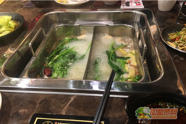 潮左潮右火锅